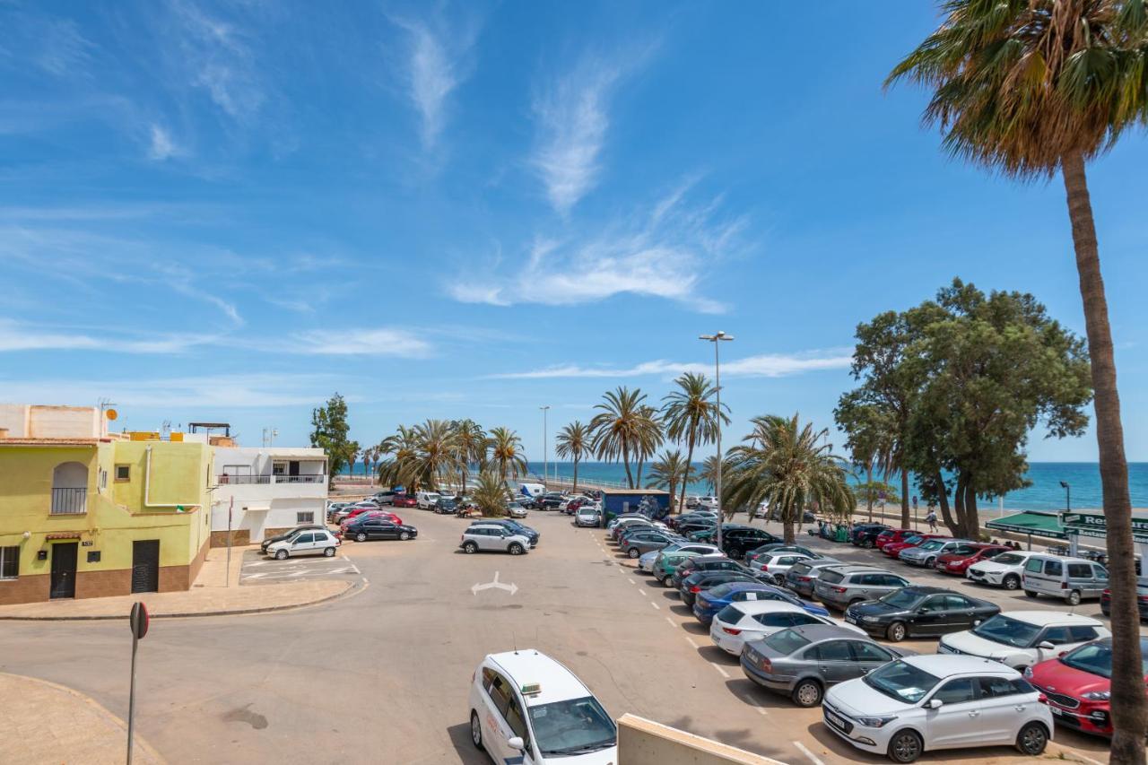 Renthas Pedregalejo Beach Apartments Málaga Extérieur photo