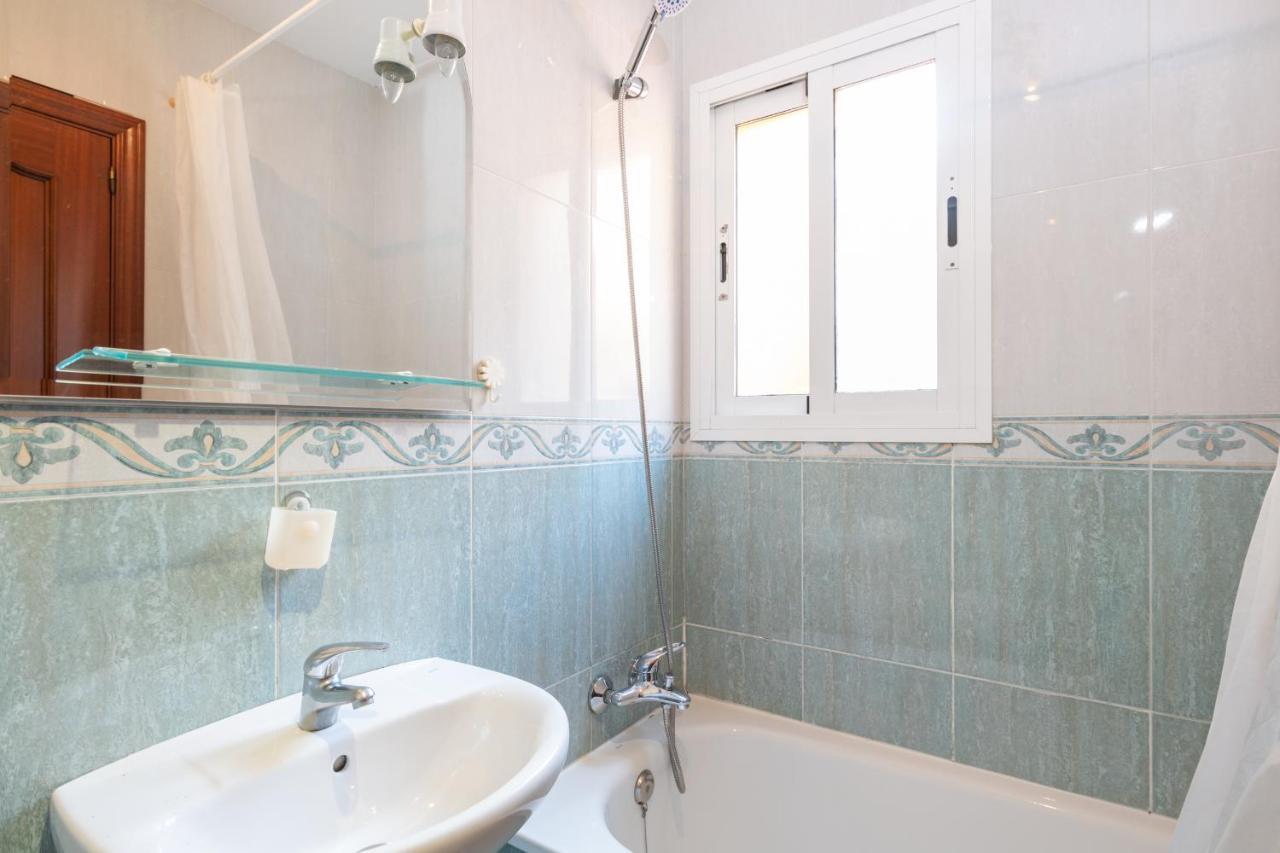Renthas Pedregalejo Beach Apartments Málaga Extérieur photo