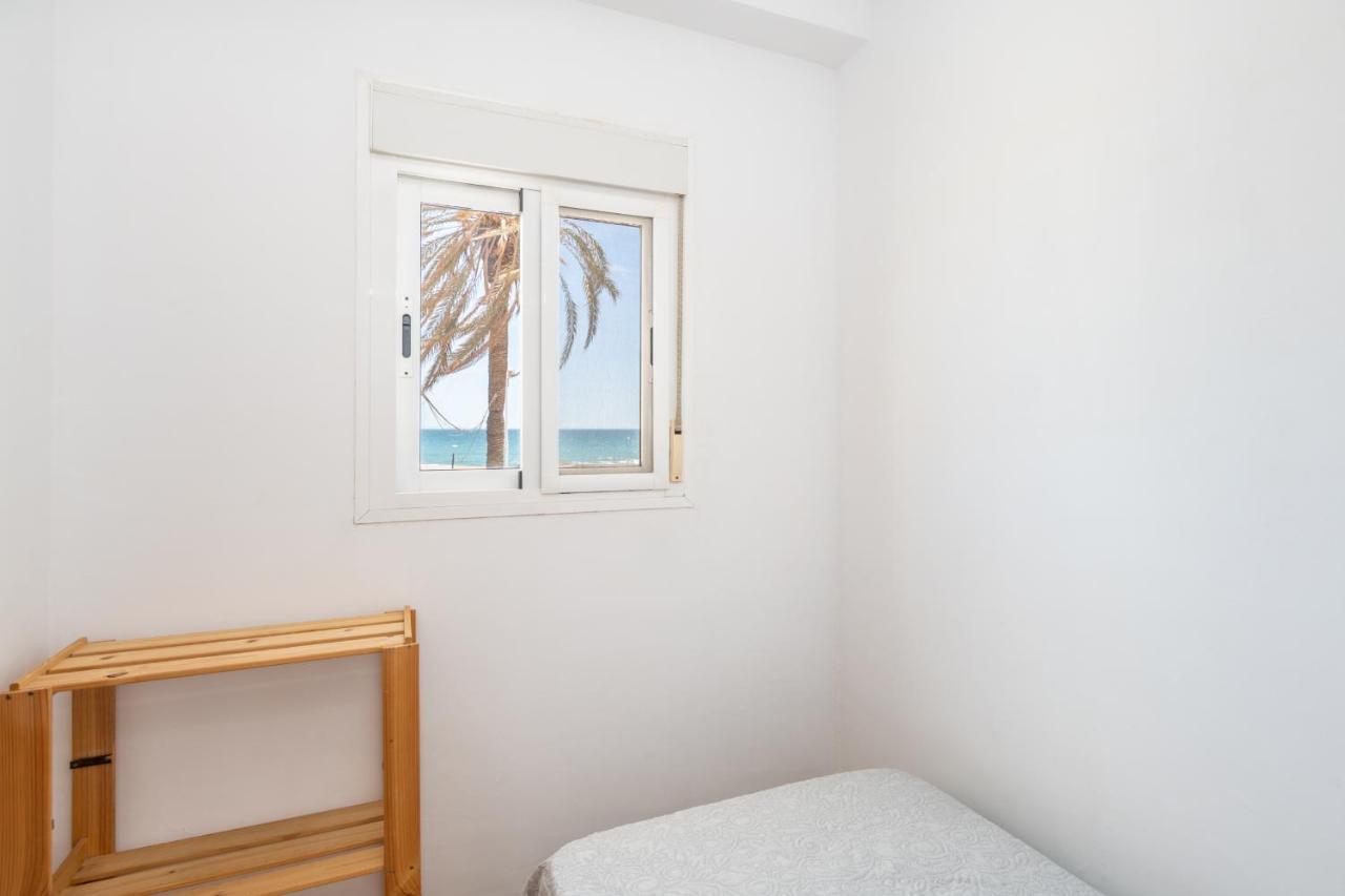 Renthas Pedregalejo Beach Apartments Málaga Extérieur photo