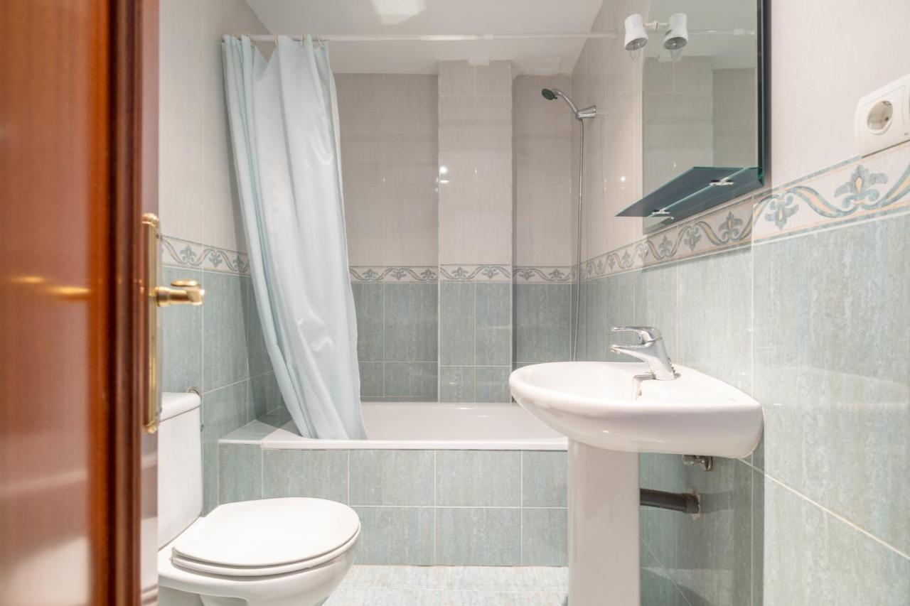 Renthas Pedregalejo Beach Apartments Málaga Extérieur photo